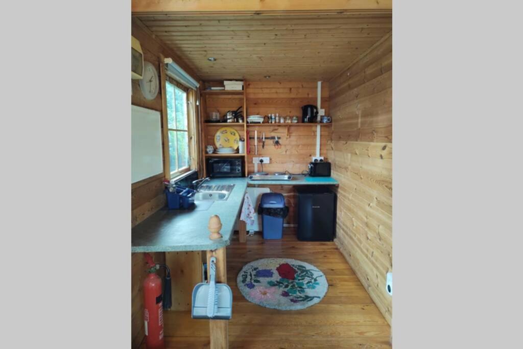 Self Catering Garden Lodge Лудлоу Экстерьер фото
