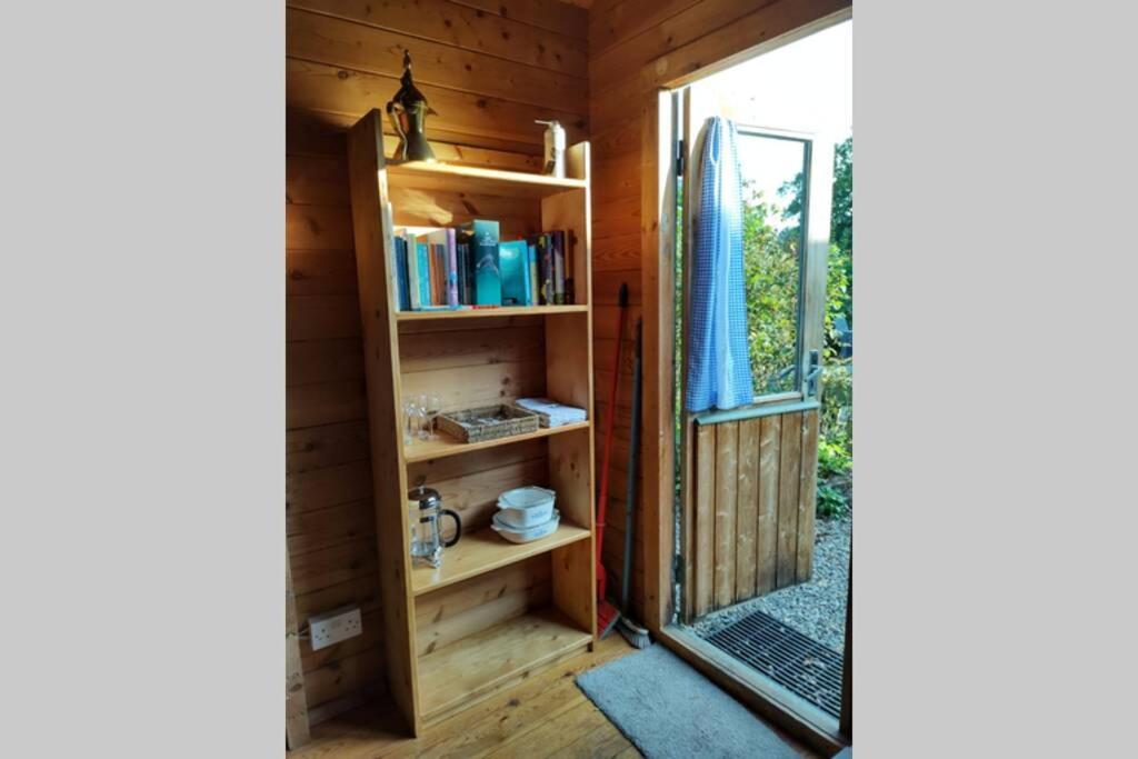 Self Catering Garden Lodge Лудлоу Экстерьер фото